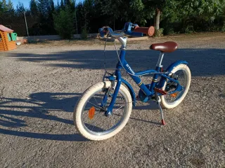 Bicicleta infantil azul ruedas 14 pulgadas