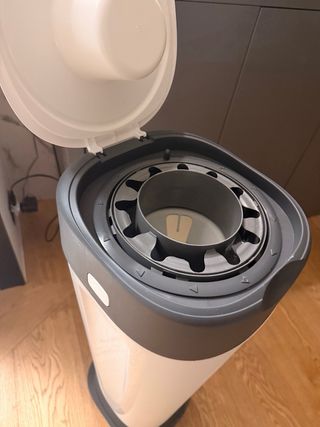 Contenedor de pañales