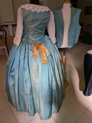 Traje Fallera Huertana y Chaleco Hombre a juego