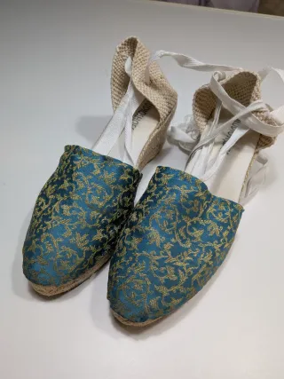 Traje Fallera Huertana y Chaleco Hombre a juego