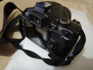 Nikon D40 + objetivos 18-55mm y 55-200mm VR