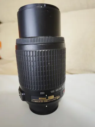 Nikon D40 + objetivos 18-55mm y 55-200mm VR