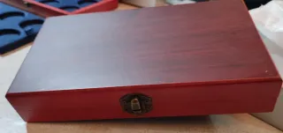 Estuche para Cincuentin y monedas de 10€