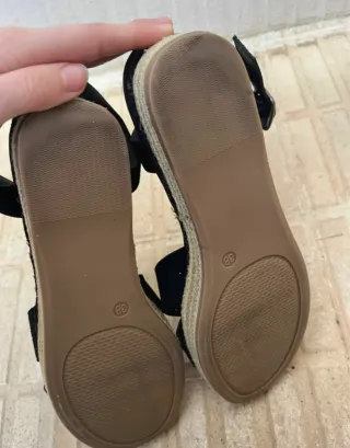 Sandalias Graceland negras cuña esparto