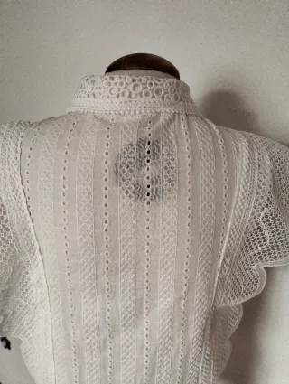 Blusa Albana'z encaje blanca