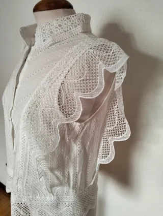 Blusa Albana'z encaje blanca