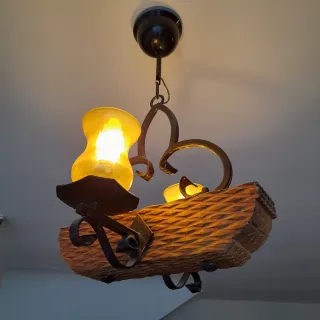 Lámpara rústica madera y metal