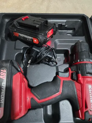 Taladro a batería Einhell 18V con maletín