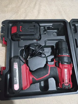 Taladro a batería Einhell 18V con maletín