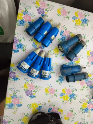 Enchufe Trifásico Macho y Hembra