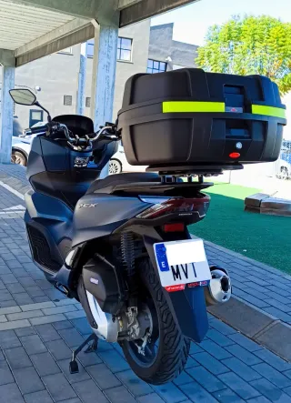 Honda PCX Maxi Scooter Automática Garantía Oficial