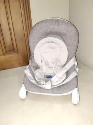 Hamaca bebé Chicco gris