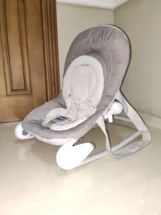 Hamaca bebé Chicco gris