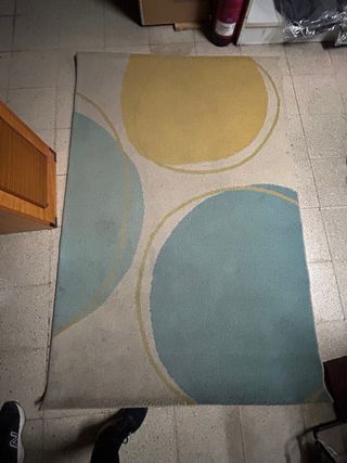 Alfombra moderna teal y amarilla