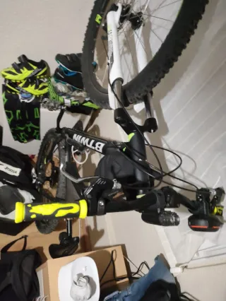 Bicicleta BTWIN Talla M Rin 27.5