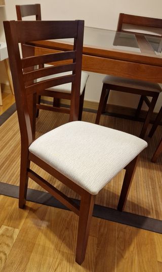 Mesa de comedor de madera extensible con 4 sillas