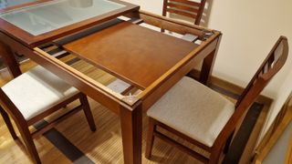 Mesa de comedor de madera extensible con 4 sillas