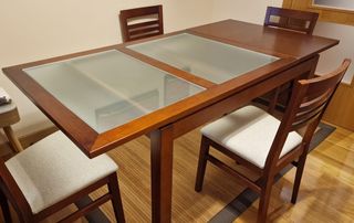 Mesa de comedor de madera extensible con 4 sillas