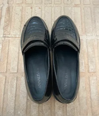 Mocasines Annalisa negros charol