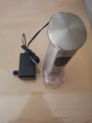 Picadora de frutos secos eléctrica