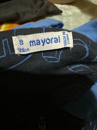 Sudadera infantil con capucha y estampado