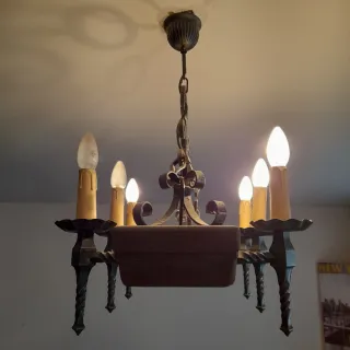 Lámpara rústica madera y metal