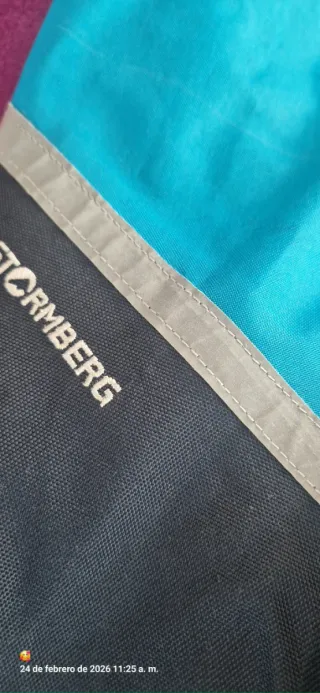 Overol impermeable tipo chuvasquero