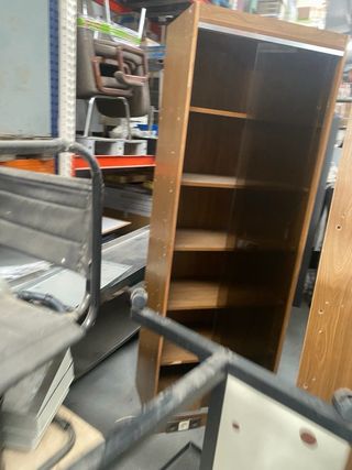 Estantería madera puertas correderas cristal