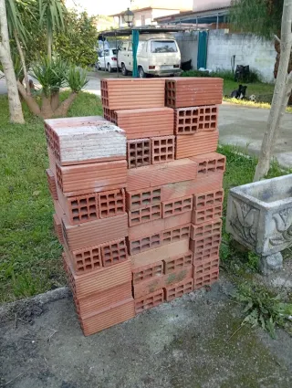 Ladrillos de construcción 10 y 7 cm