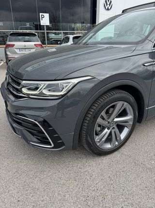 VW Tiguan R-Line 2.0TDi 150cv automatico