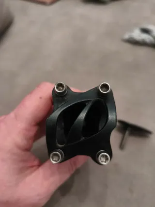 Potencia Most Tiger Ultra 1K Carbono Pinarello