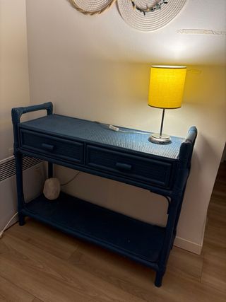 Consola recibidor azul ratán