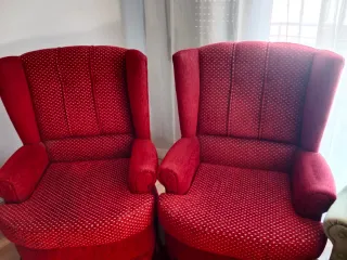2 Sillones Orejeros Tela Roja Casi Nuevos