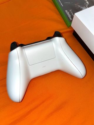 Xbox One X Robot White Special Edition 1TB