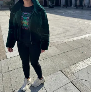 Chaqueta verde de terciopelo