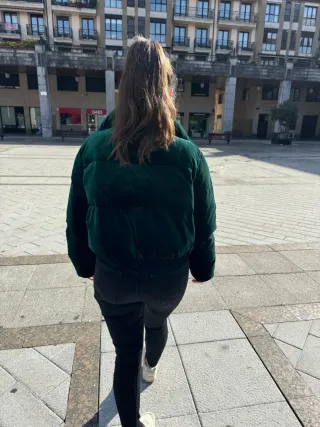 Chaqueta verde de terciopelo