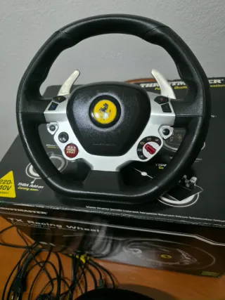 Volante Thrustmaster TX Racing Ferrari 458 pc/xbox