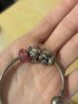 Pulsera Pandora con charms