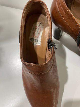 Botins Castanhos Tam 37