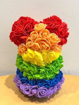 Oso de peluche eterno arcoíris hecho a mano