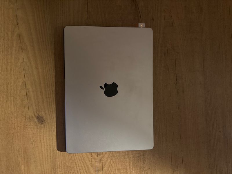 MacBook Pro 14 M1 Pro 16GB RAM 512GB SSD