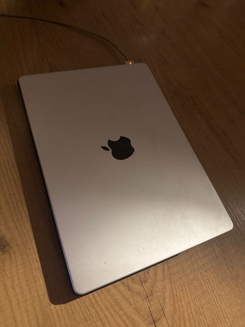 MacBook Pro 14 M1 Pro 16GB RAM 512GB SSD afbeelding 2