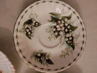 Platos de porcelana inglesa decorados