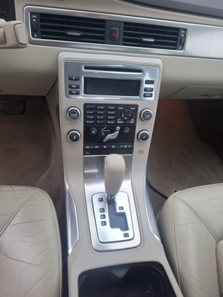 VOLVO S80 2.4 D5 MOMENTUM 205cv