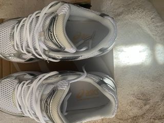 Asics Gel-Kayano 14 Gris Plata Blanco Talla 44