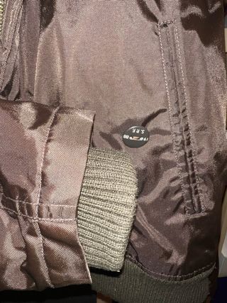 Chaqueta Treenka marrón con capucha