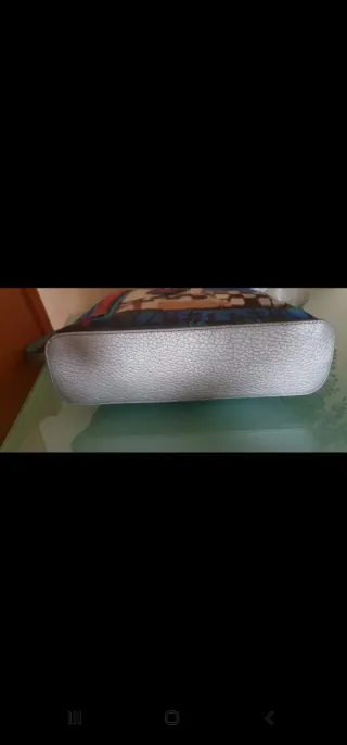 Bolso de diseño pintado a mano