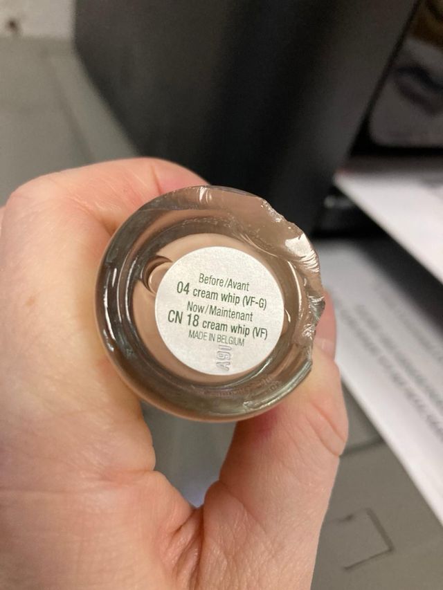 Clinique Beyond CN18 cream. No negociable