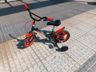 Bicicleta 12"pulgadas marca toimsa