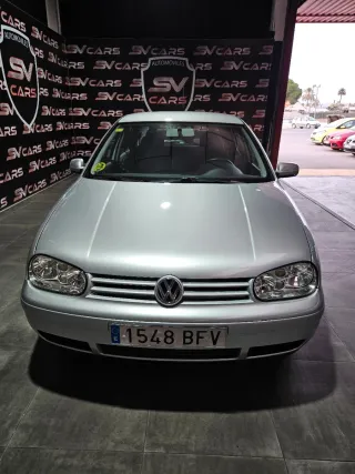 Volkswagen Golf 1.6 gasolina,solo 66.000k,1 dueño.